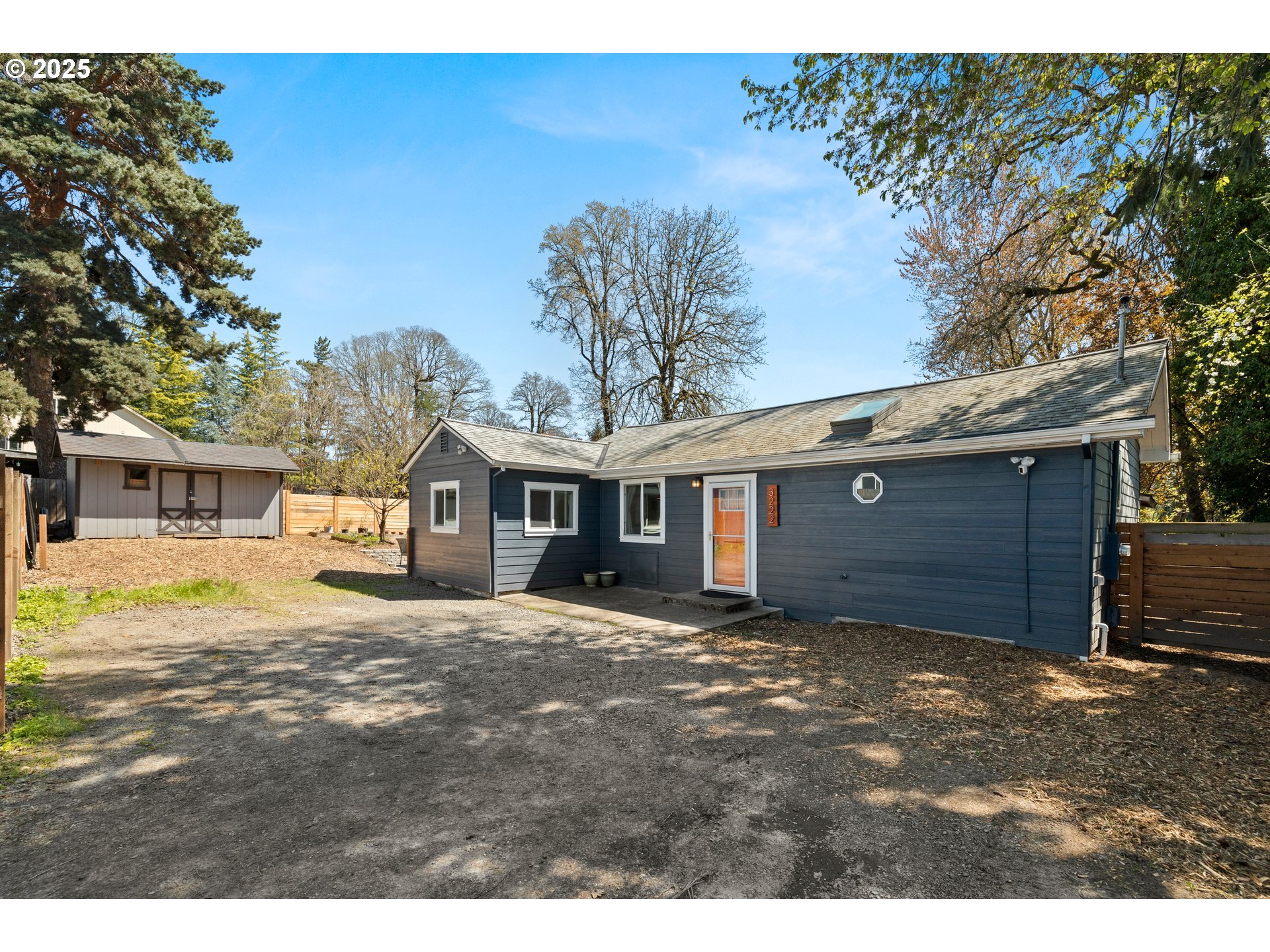3222 Southeast Concord Road Milwaukie, OR 97267 - Photo 4 of 38 Gallery Image 4