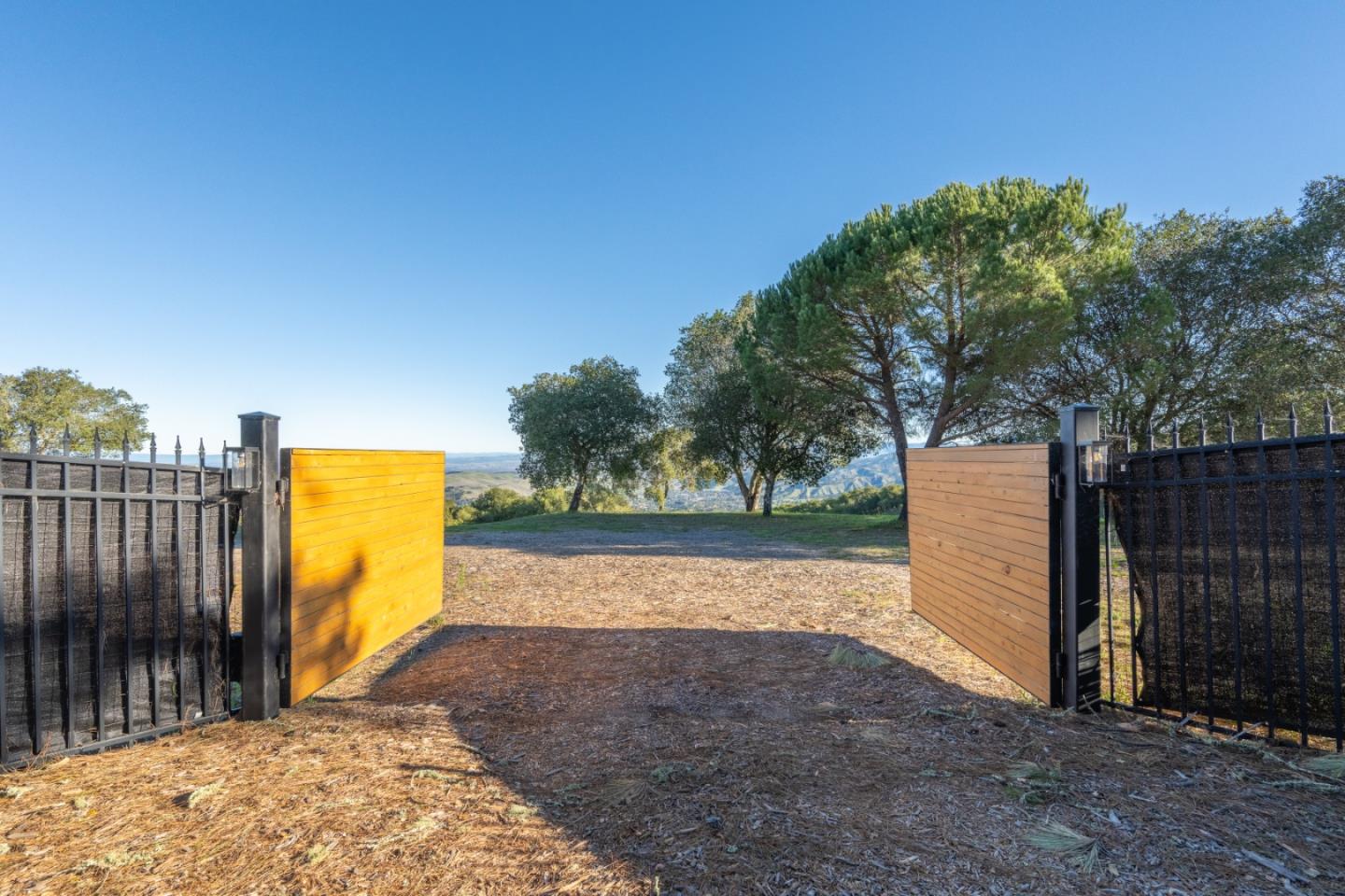 12167 Saddle Road Carmel Valley, CA 93924 - Photo 22 of 28