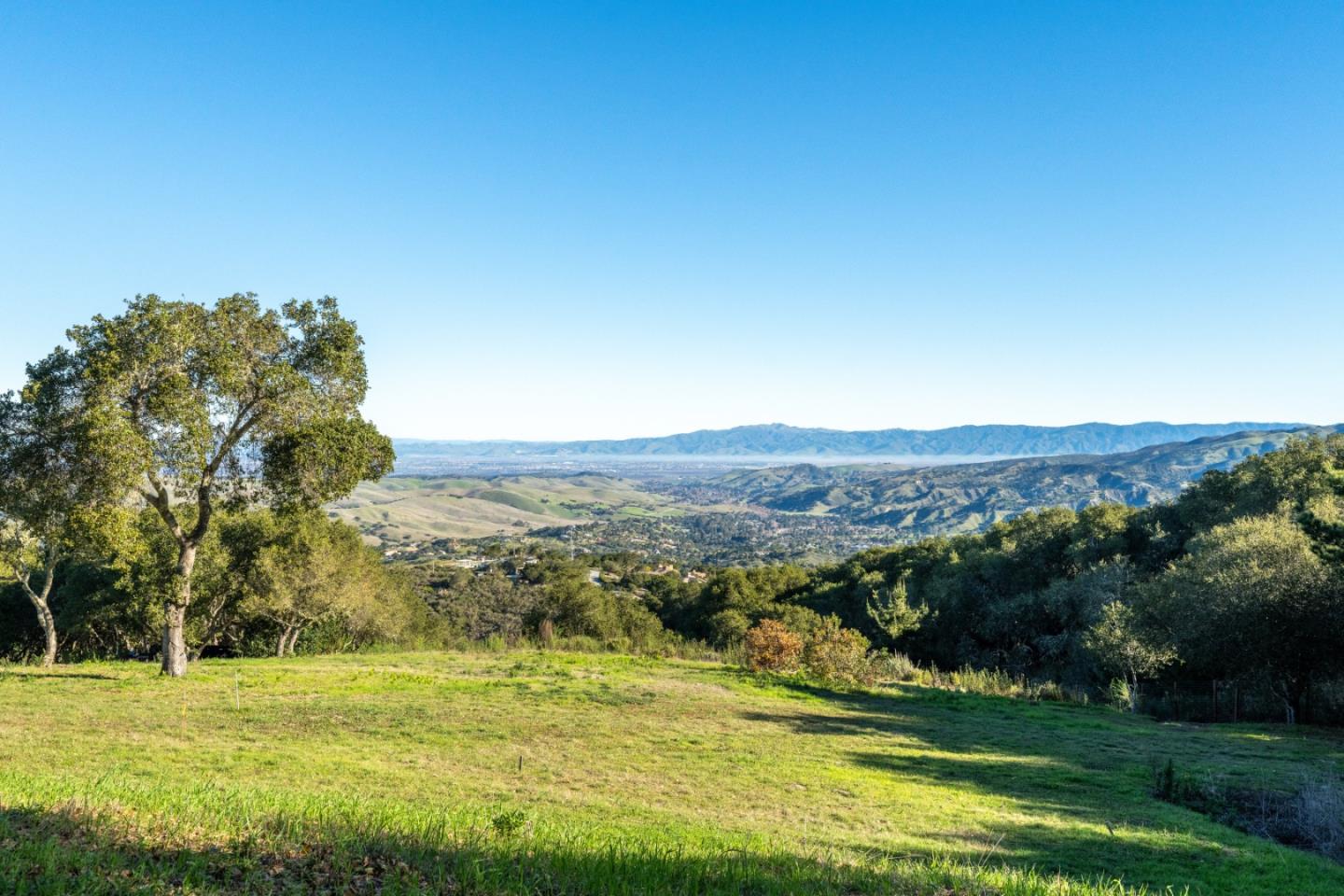 12167 Saddle Road Carmel Valley, CA 93924 - Photo 7 of 28