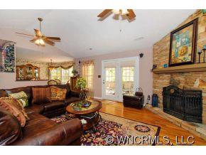 916 Long Branch Road Swannanoa, NC 28778 - Photo 5 of 24 Gallery Image 5