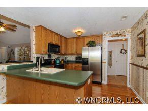 916 Long Branch Road Swannanoa, NC 28778 - Photo 7 of 24 Gallery Image 7
