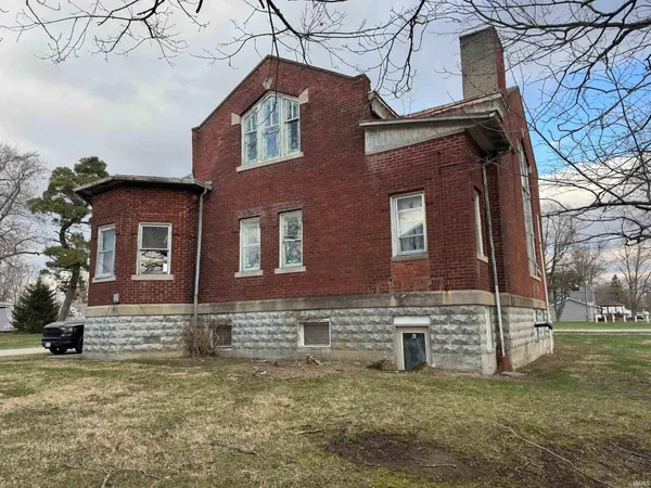 $2,500 | 130 West Maple Street, Pennville, IN 47369