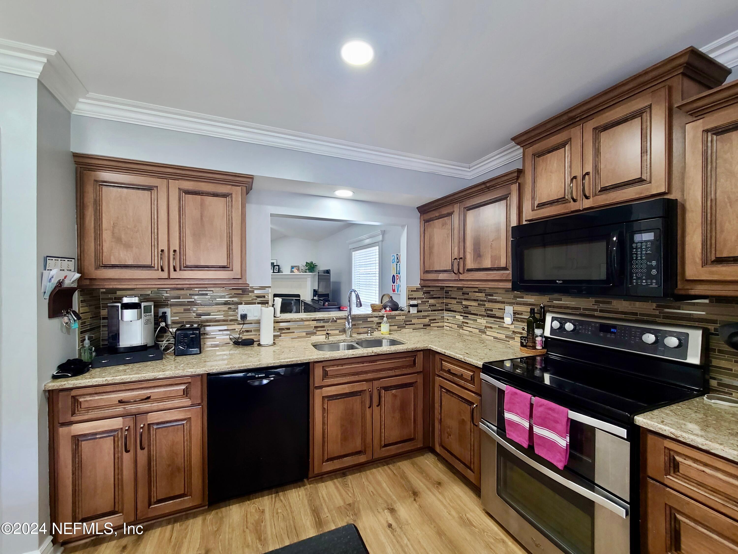 1150 Nesting Eagles Lane Jacksonville, FL 32225 - Photo 9 of 29 Granite countertops