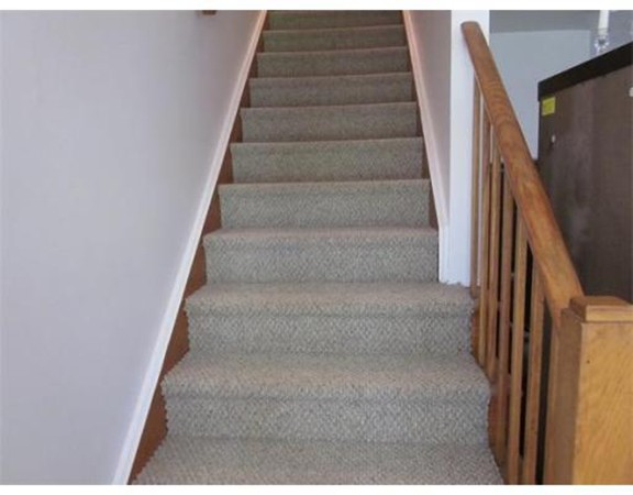 71 Manor Court, Unit 71 Springfield, MA 01118 - Photo 6 of 9 Gallery Image 6