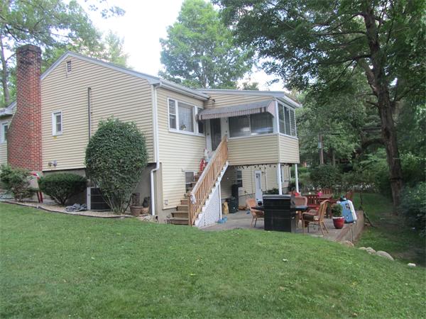 4 Grant Road Winchester, MA 01890 - Photo 3 of 14 Gallery Image 3