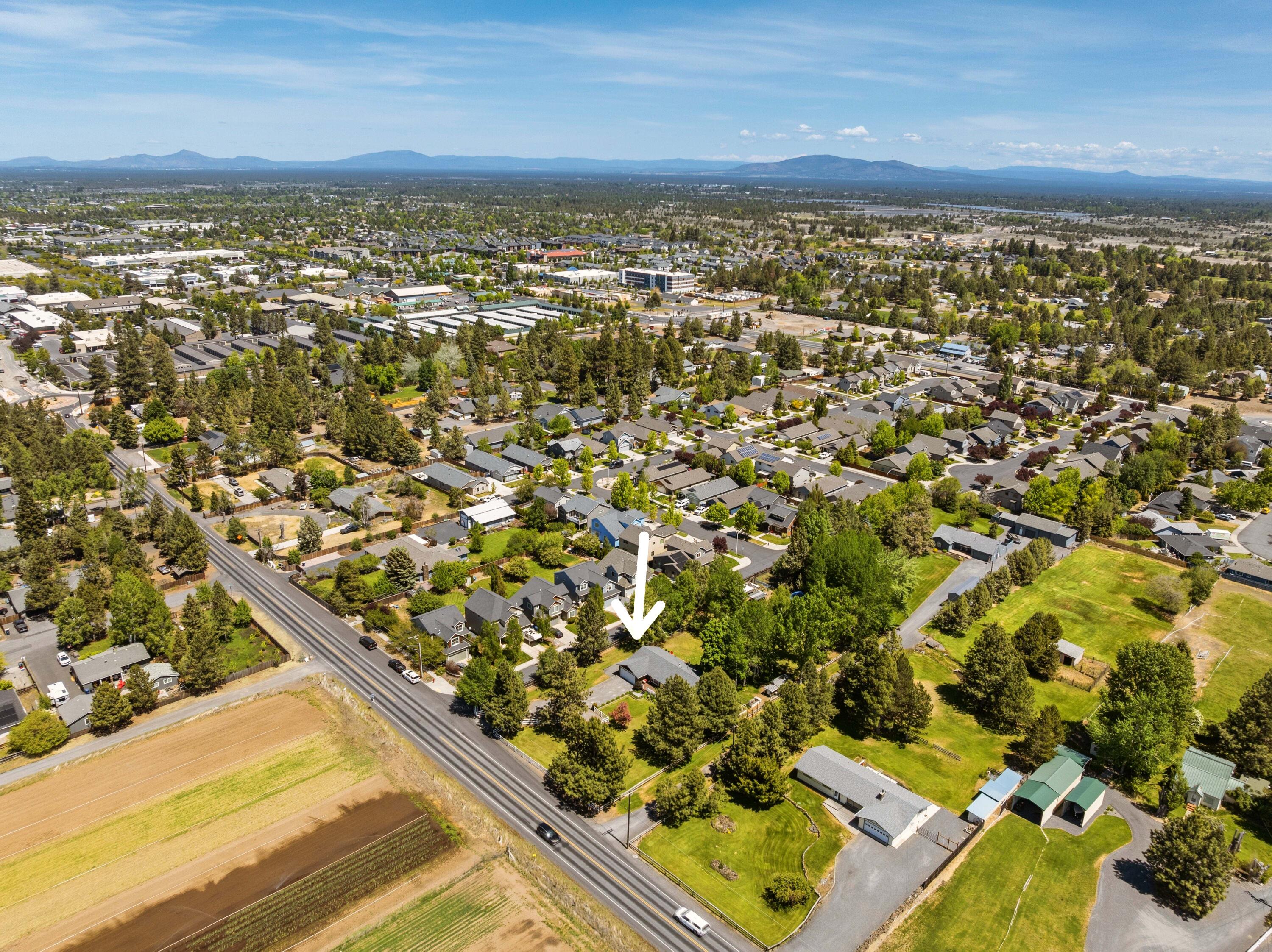 61908 Pettigrew Road Bend, OR 97702 - Photo 61 of 62 33-Aerial