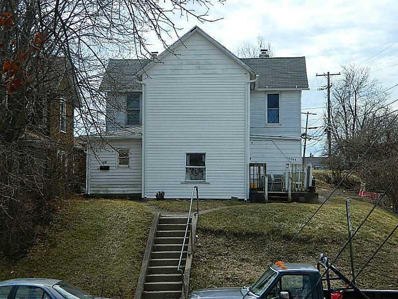 1565 Warder Street Springfield, OH 45503 - Photo 3 of 10