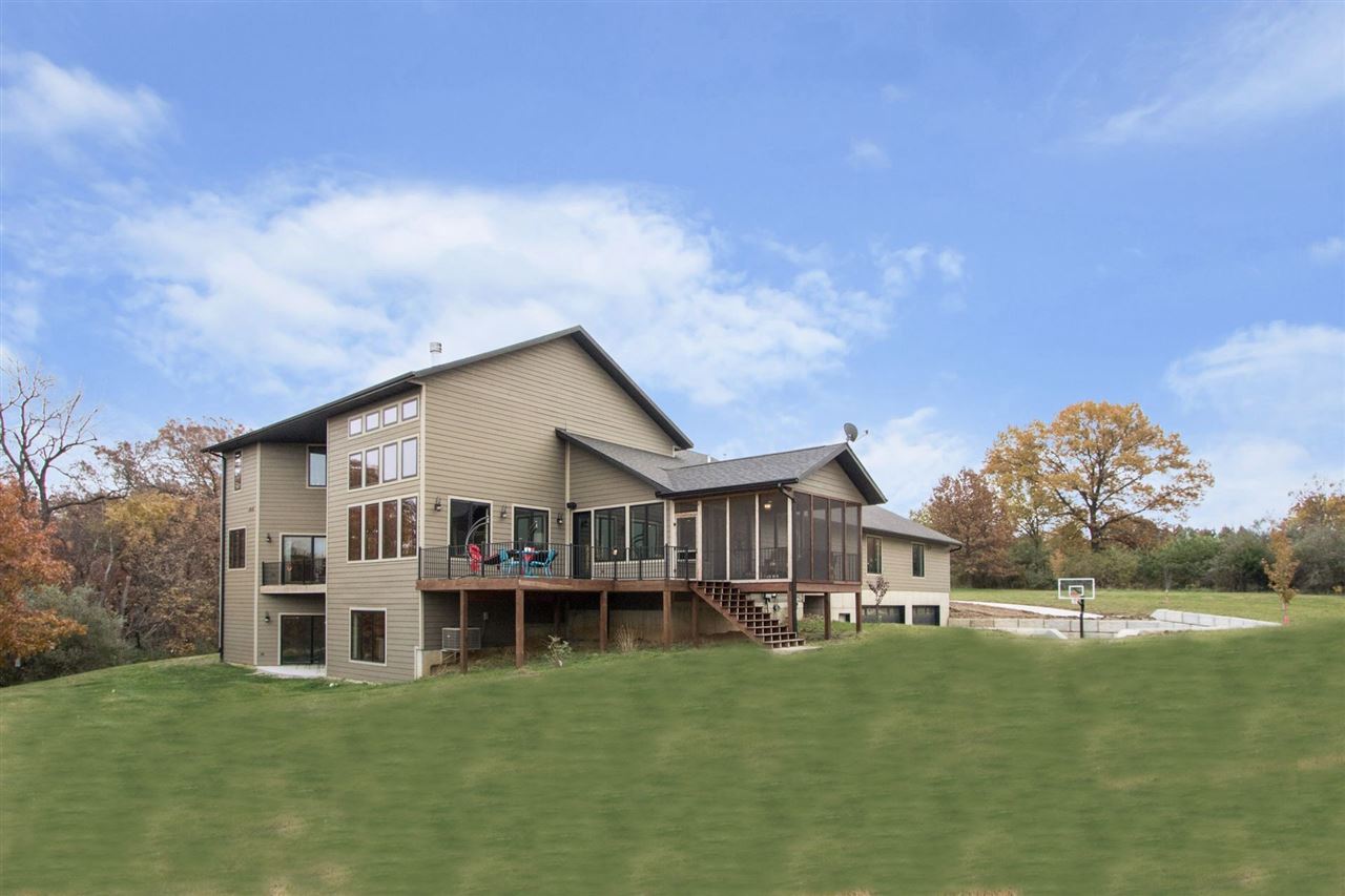 3127 Sandy Beach Road Northeast Swisher, IA 52338 - Photo 45 of 49 Gallery Image 45