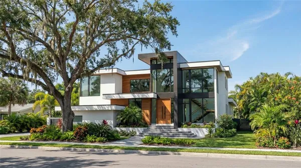 $4,495,000 | 5002 West Poe Avenue, Tampa, FL 33629