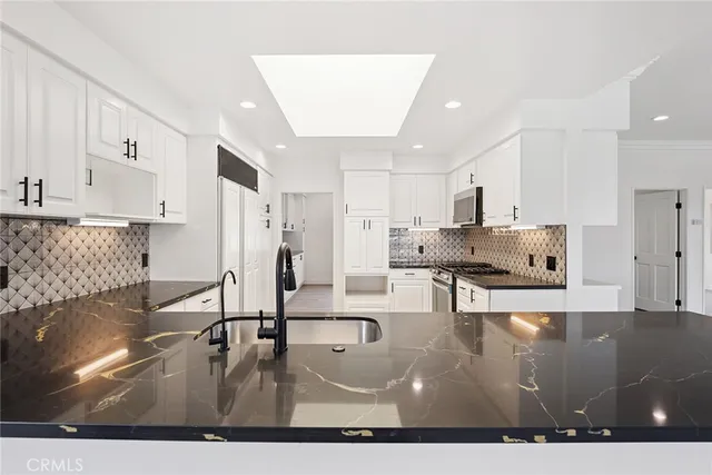 $1,585,000 | 1623 West 14th Street, San Pedro, CA 90732