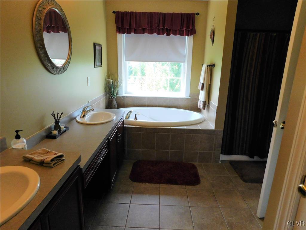 3345 Rinker Road Northampton, PA 18067 - Photo 22 of 39 Gallery Image 22