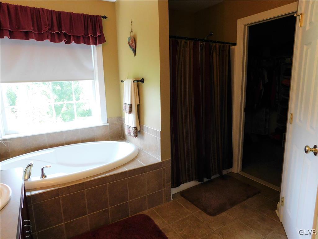 3345 Rinker Road Northampton, PA 18067 - Photo 23 of 39 Gallery Image 23