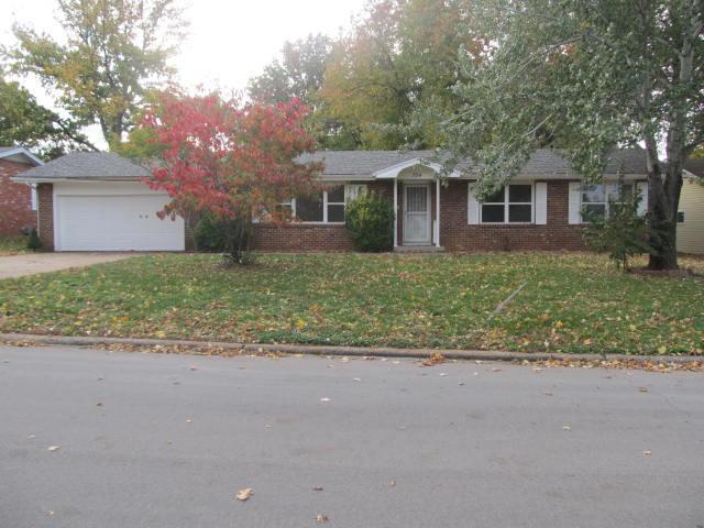 704 East Edgewood Street Springfield, MO 65807 - Photo 1 of 1 Primary Photo