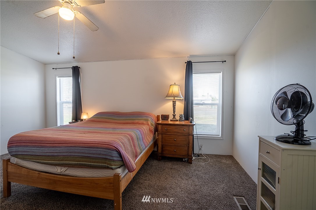 4936 Alma Road Northeast Moses Lake, WA 98837 - Photo 22 of 27 Gallery Image 22