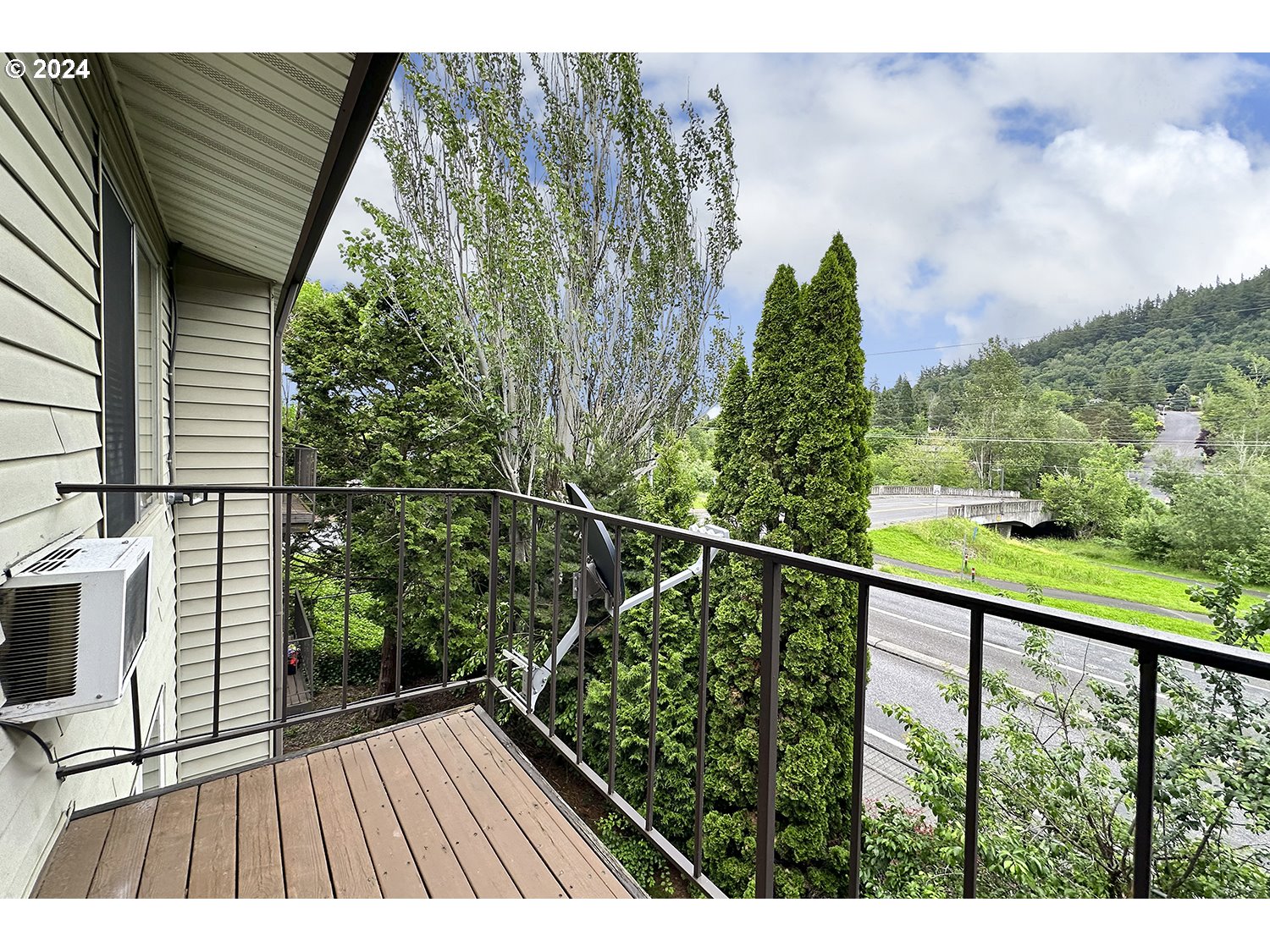 200 Southwest Florence Avenue Gresham, OR 97080 - Photo 10 of 35 Patio