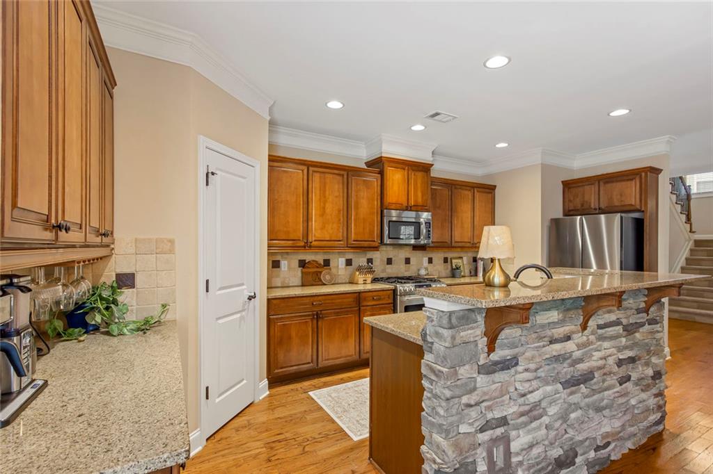 750 Montgomery Avenue Alpharetta, GA 30004 - Photo 14 of 57