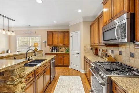 $649,900 | 750 Montgomery Avenue, Alpharetta, GA 30004