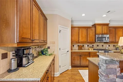 $649,900 | 750 Montgomery Avenue, Alpharetta, GA 30004