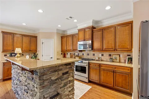 $649,900 | 750 Montgomery Avenue, Alpharetta, GA 30004