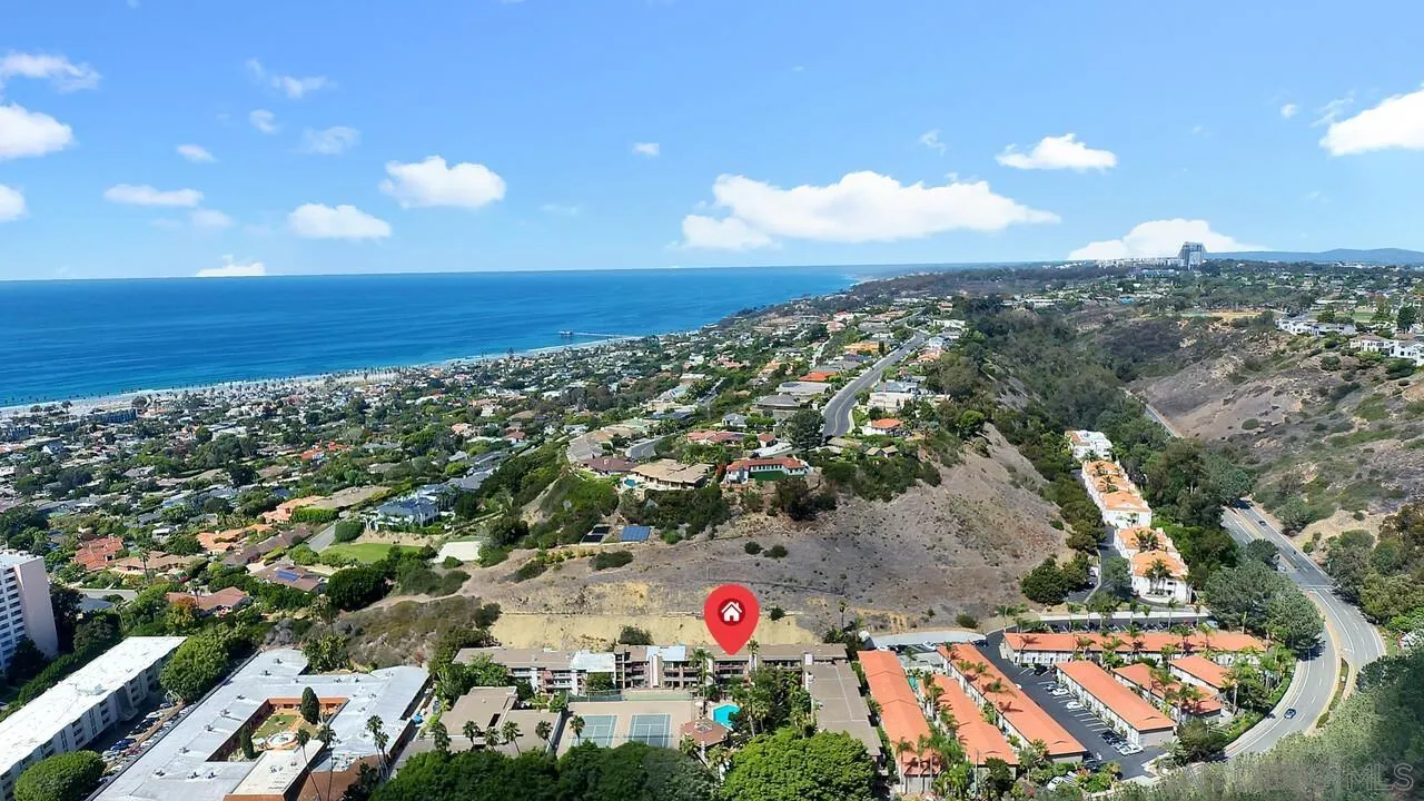 2610 Torrey Pines Road, Unit D36 La Jolla, CA 92037 - Photo 3 of 45 Gallery Image 3