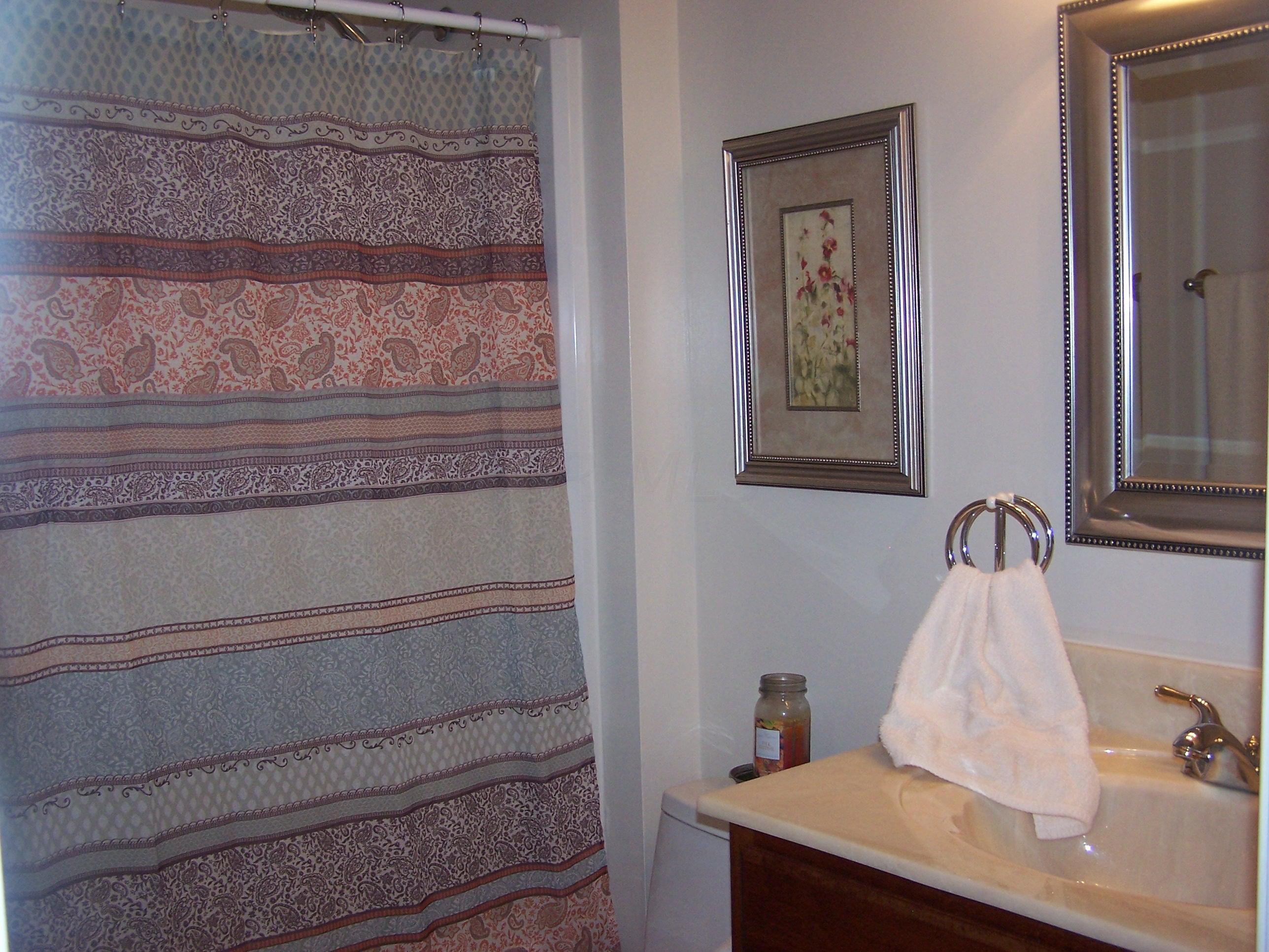 524 Tresham Road Columbus, OH 43230 - Photo 26 of 33 Gallery Image 26