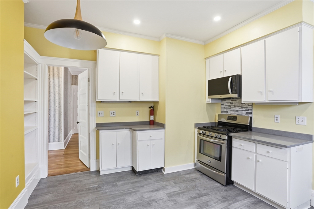 23 Rindge Avenue, Unit 1 Cambridge, MA 02140 - Photo 16 of 32