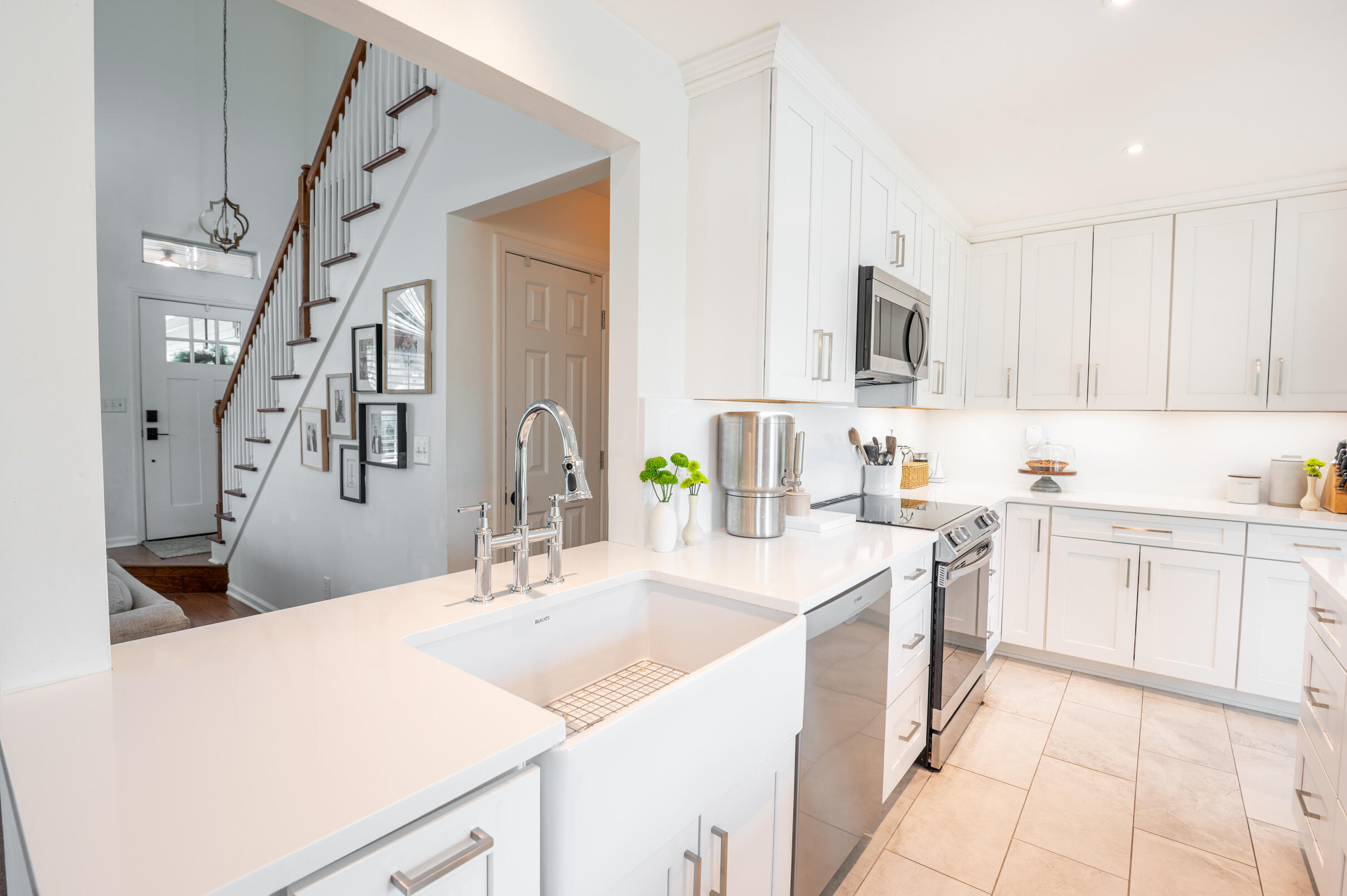 2053 Arundel Place Mount Pleasant, SC 29464 - Photo 15 of 49 Renovated Kitchen