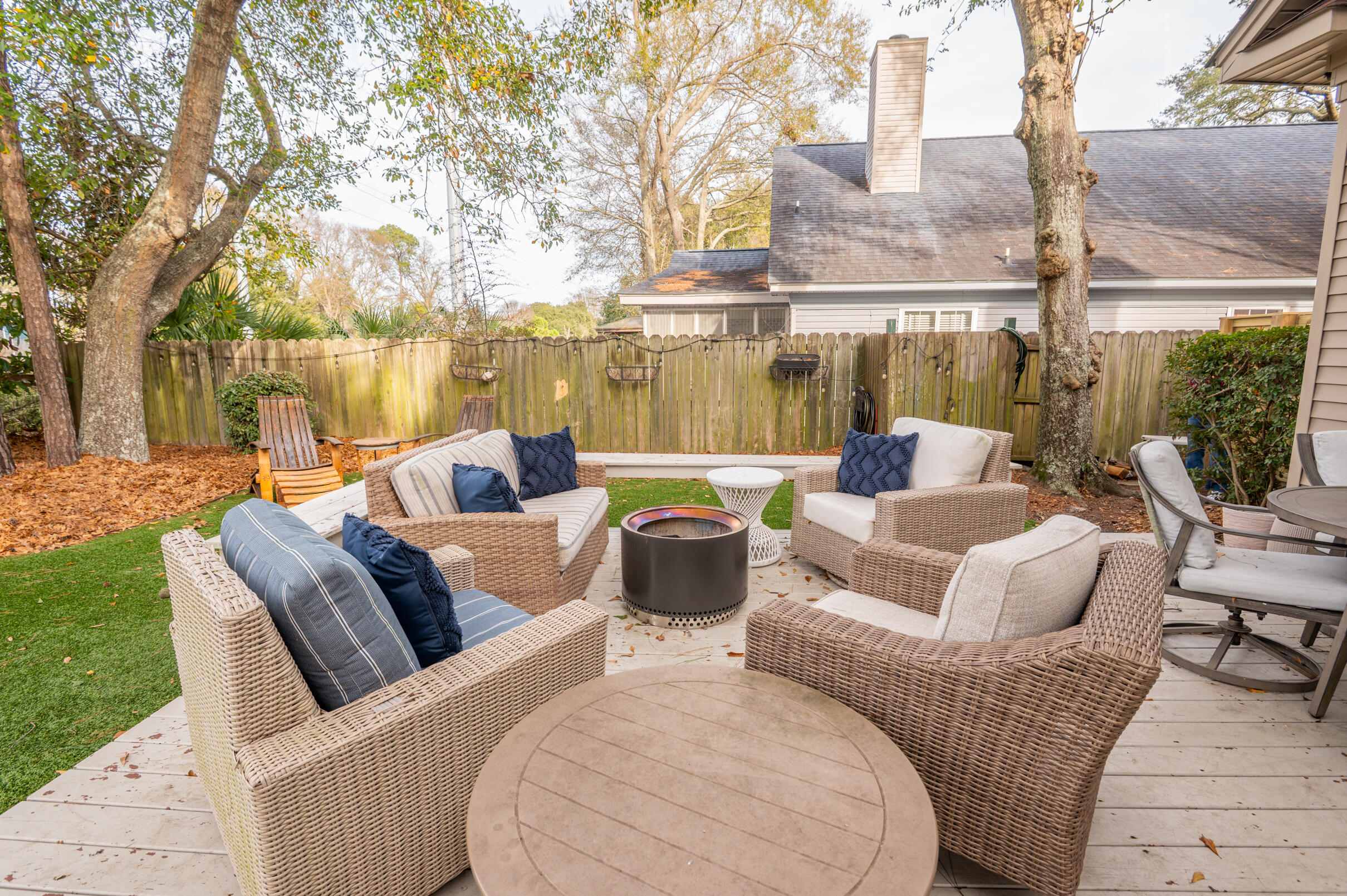 2053 Arundel Place Mount Pleasant, SC 29464 - Photo 32 of 49 Backyard deck