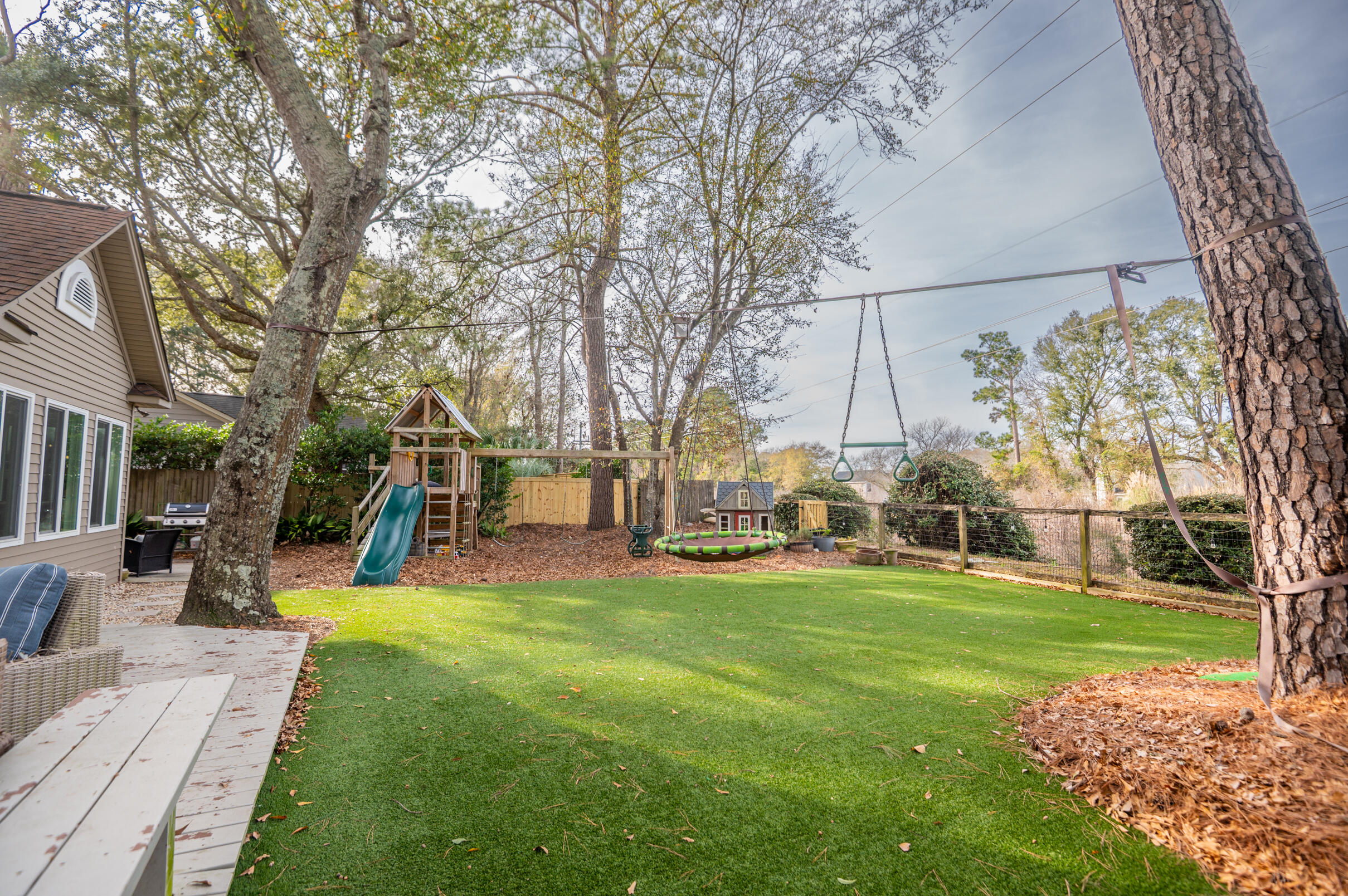 2053 Arundel Place Mount Pleasant, SC 29464 - Photo 38 of 49 Backyard