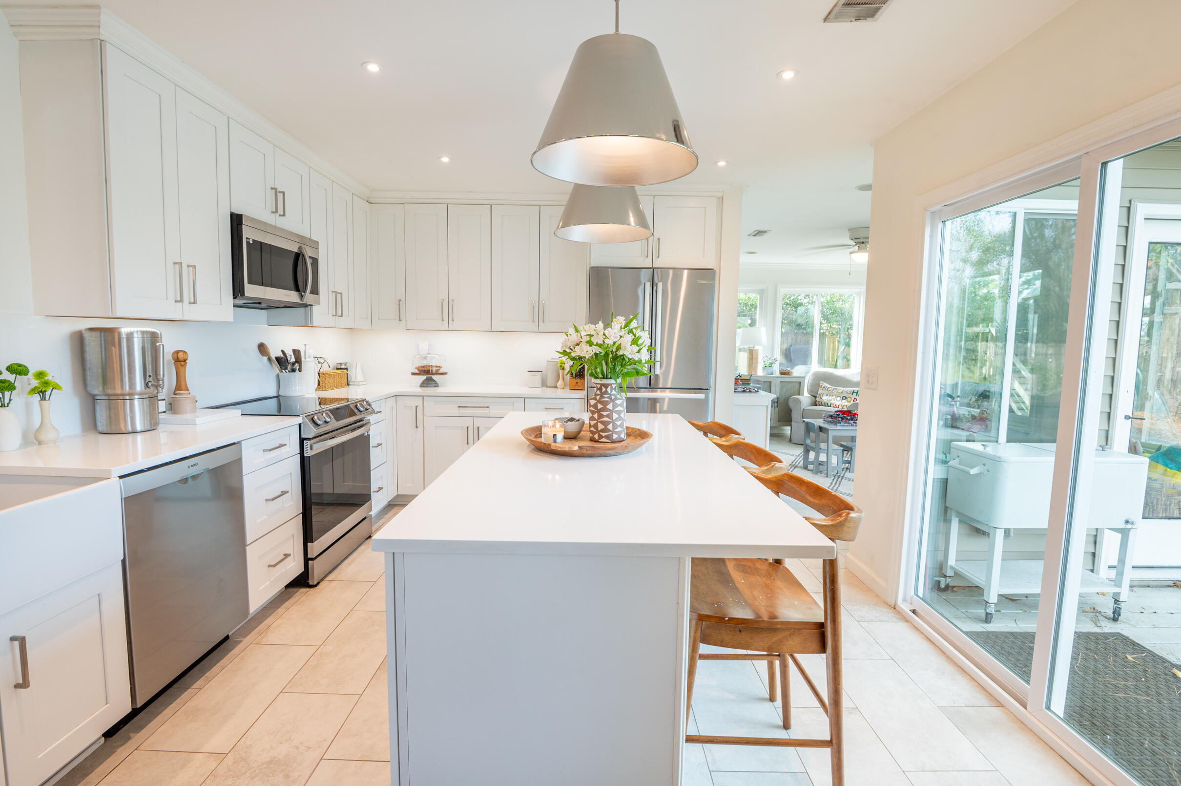 2053 Arundel Place Mount Pleasant, SC 29464 - Photo 4 of 49 Renovated Kitchen