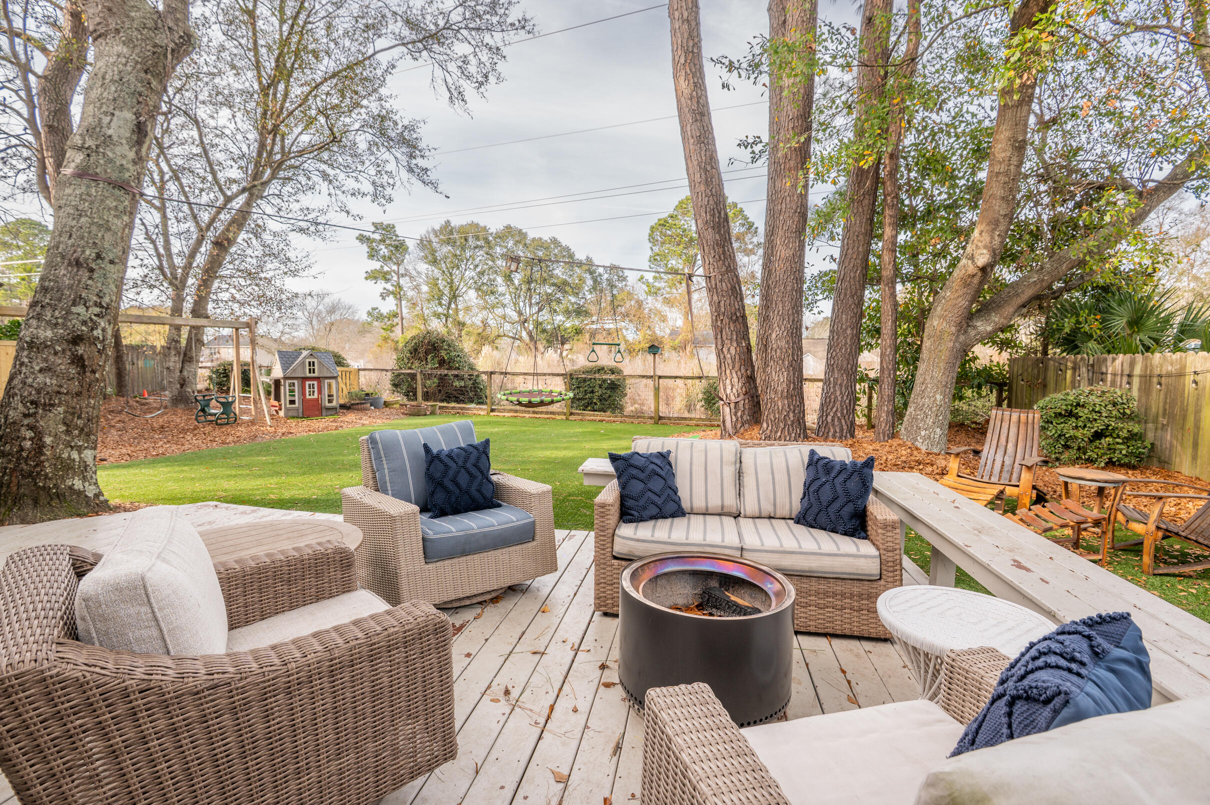 2053 Arundel Place Mount Pleasant, SC 29464 - Photo 5 of 49 Backyard Oasis