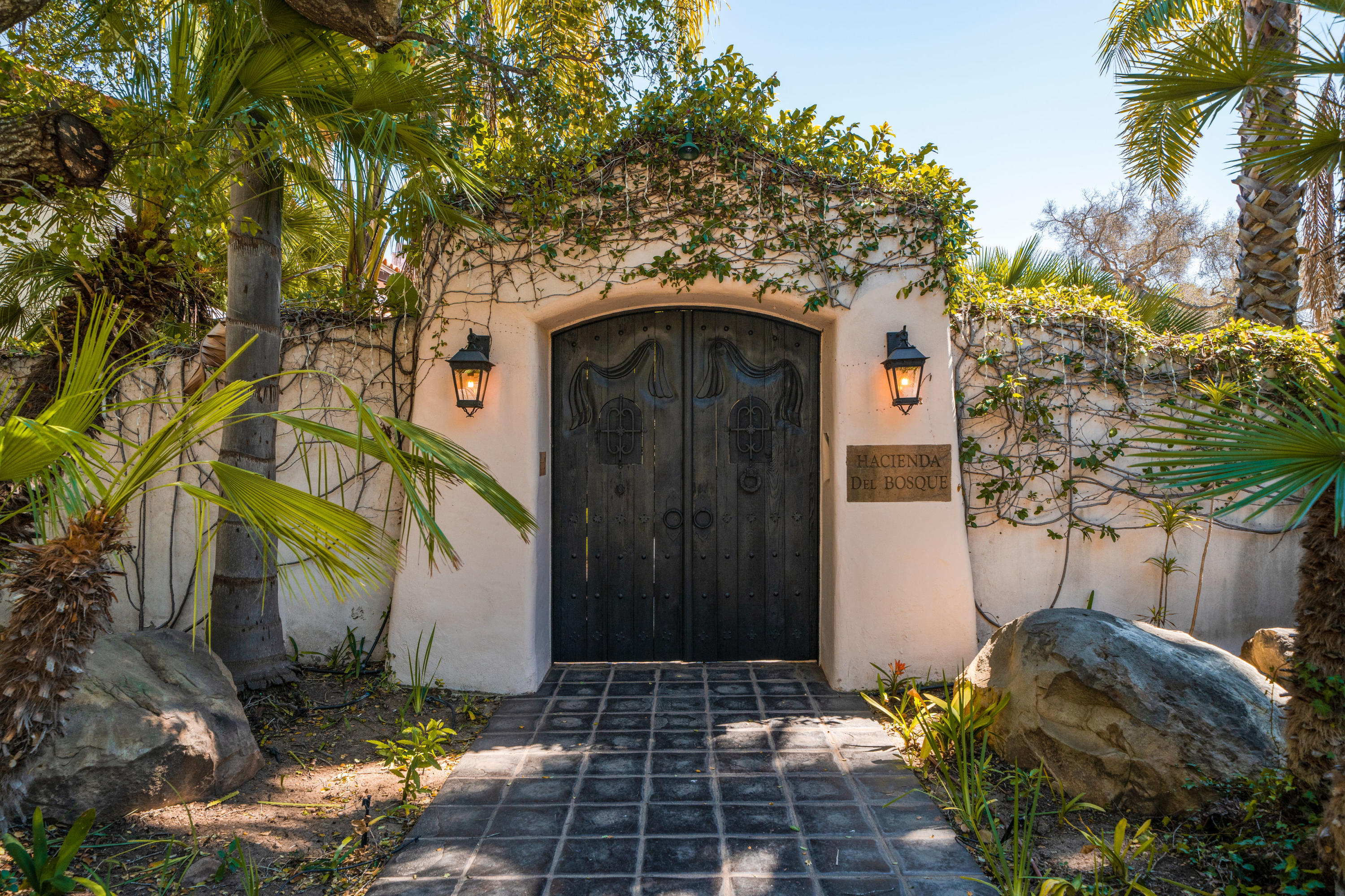 660 El Bosque Road Montecito, CA 93108 - Photo 32 of 34 a front view of a house with a yard