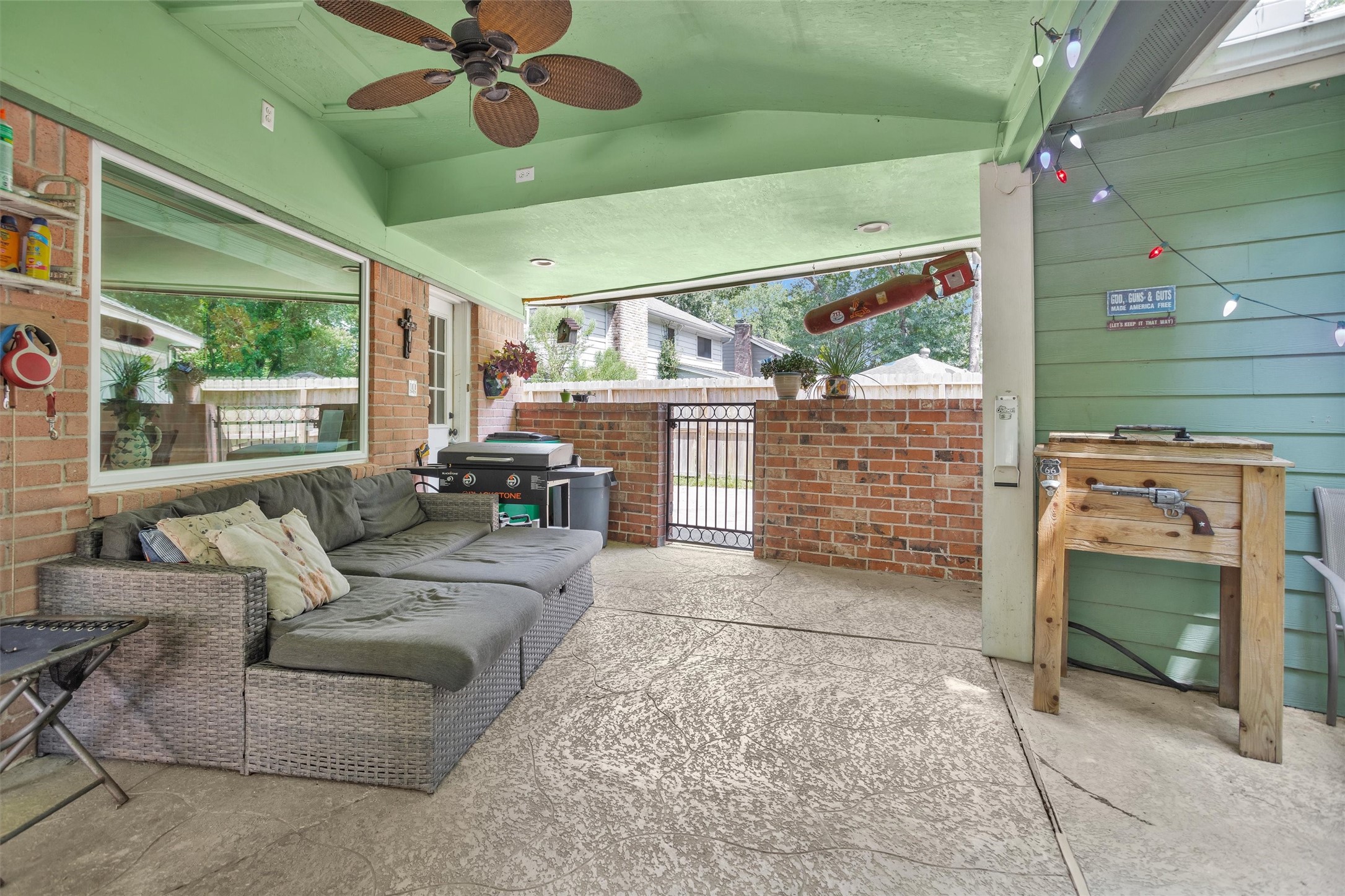 6227 Rippling Hollow Drive Spring, TX 77379 - Photo 35 of 50 Stay nice and cool under the fans on the patio.