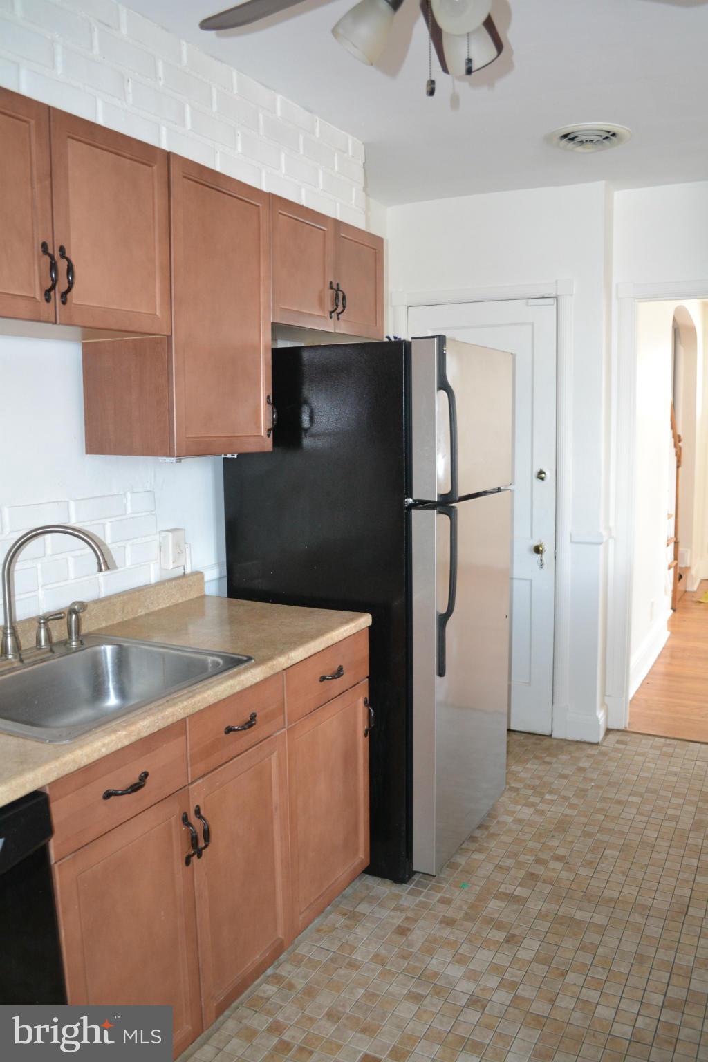 40 Murdock Road Baltimore, MD 21212 - Photo 8 of 30 Kitchen