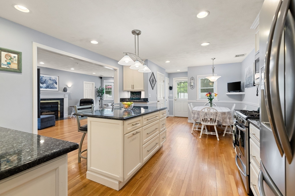 15 Garden Road Stoneham, MA 02180 - Photo 13 of 42