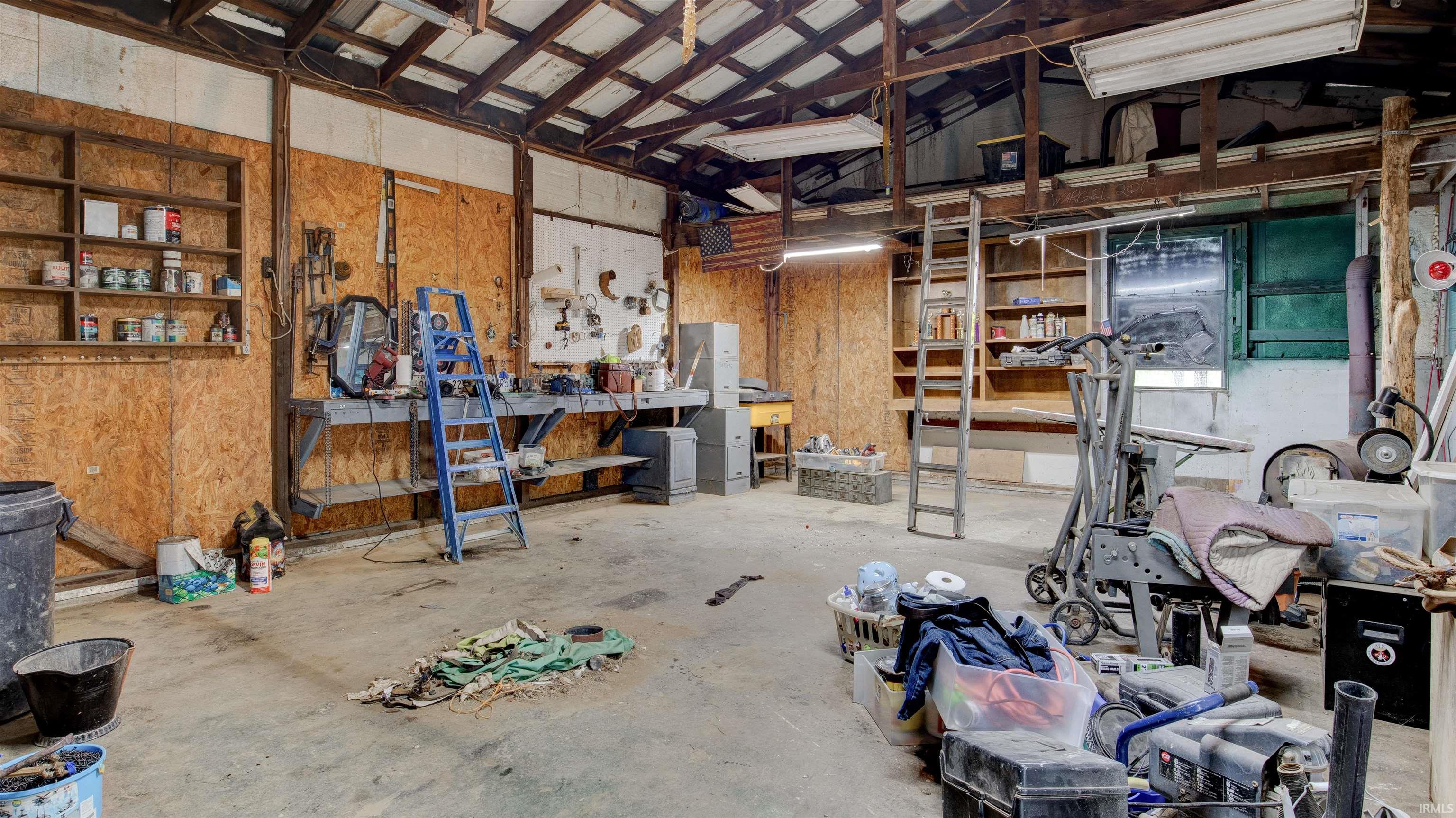 4718 North Highland Road Grandview, IN 47615 - Photo 23 of 34 Gallery Image 23