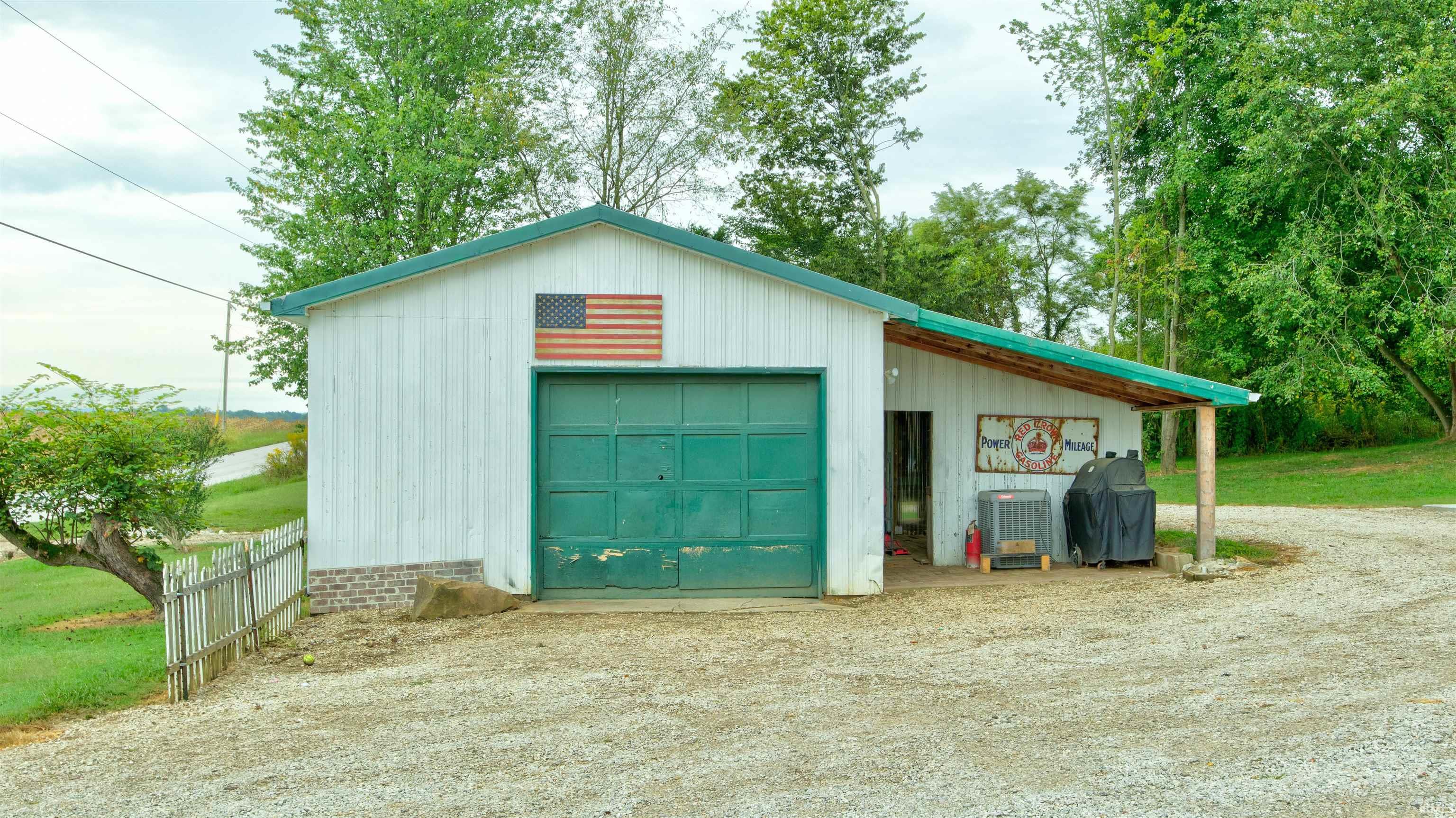 4718 North Highland Road Grandview, IN 47615 - Photo 26 of 34 Gallery Image 26