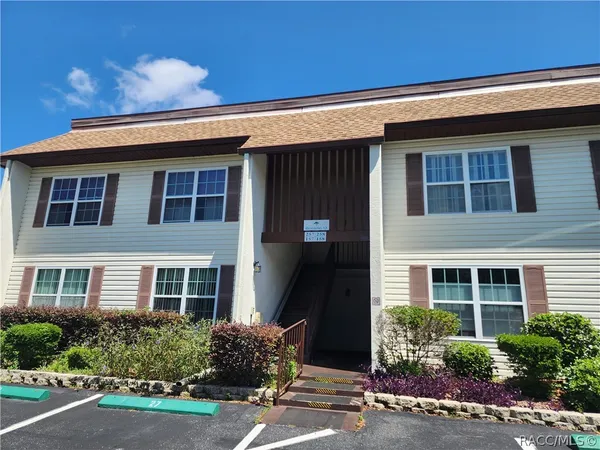 $1,500 | 2400 Forest Drive, Unit 158, Inverness, FL 34453