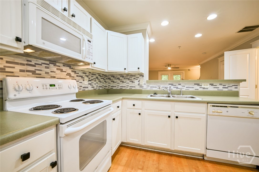 1035 South Barnett Shoals Road, Unit 131 Athens, GA 30605 - Photo 11 of 36 Gallery Image 11