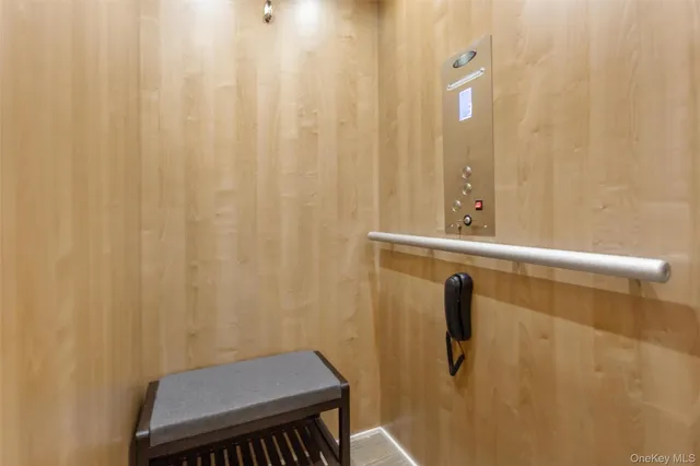 $790,000 | 352 Marina Pointe Drive, Unit 352, East Rockaway, NY 11518