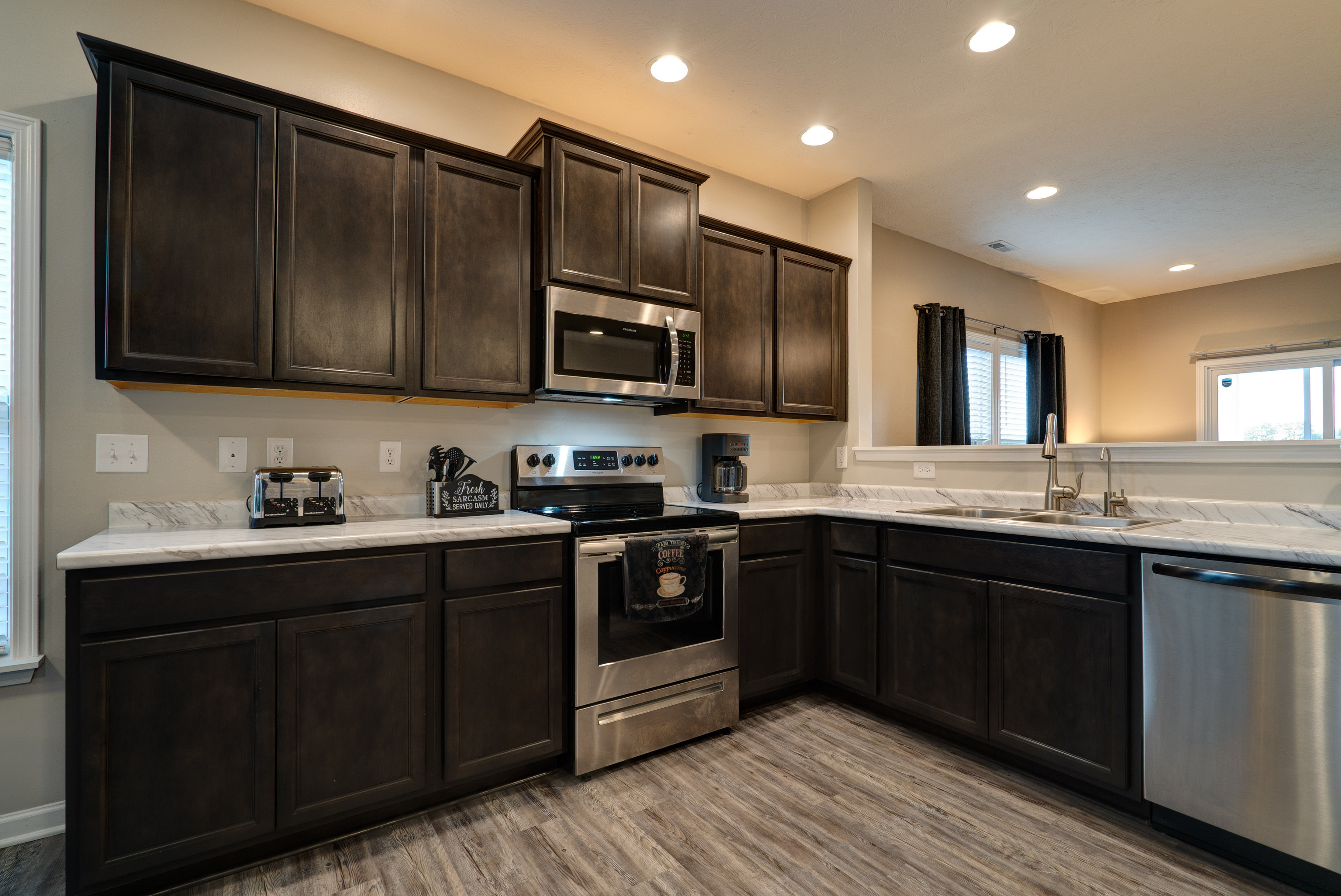 1919 Shellbark Court Columbus, IN 47201 - Photo 11 of 31 Gallery Image 11