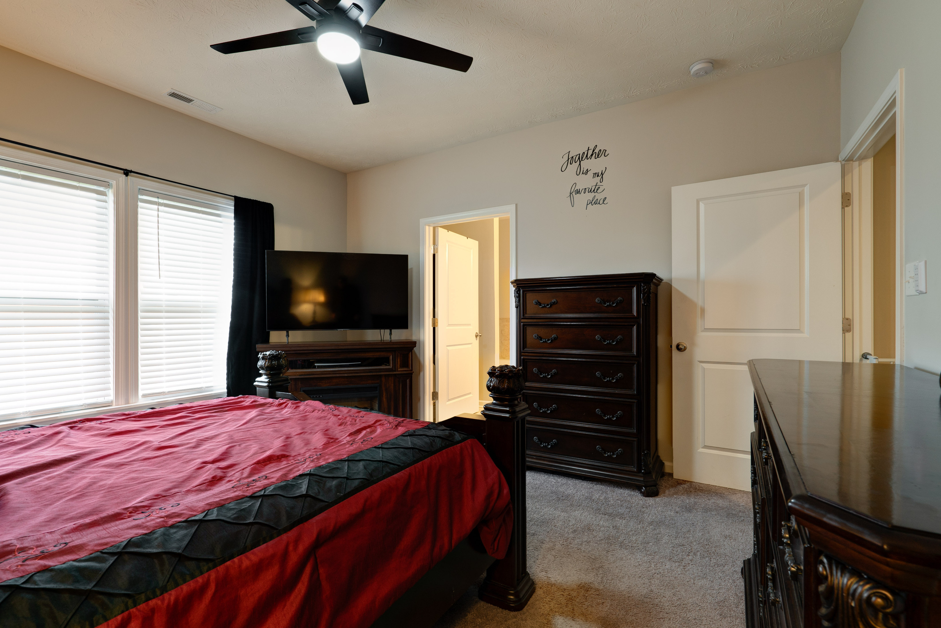 1919 Shellbark Court Columbus, IN 47201 - Photo 15 of 31 Gallery Image 15