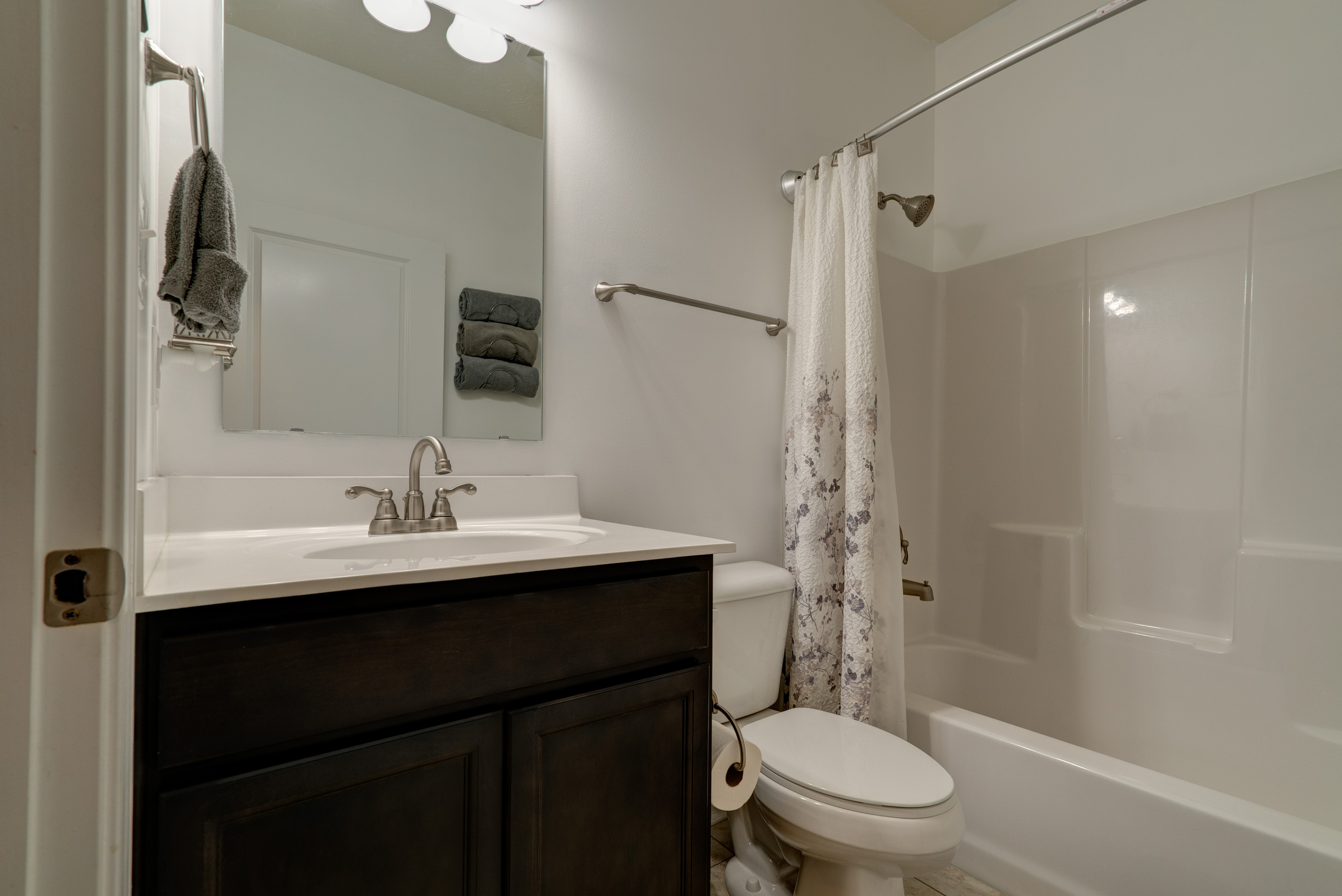 1919 Shellbark Court Columbus, IN 47201 - Photo 21 of 31 Gallery Image 21