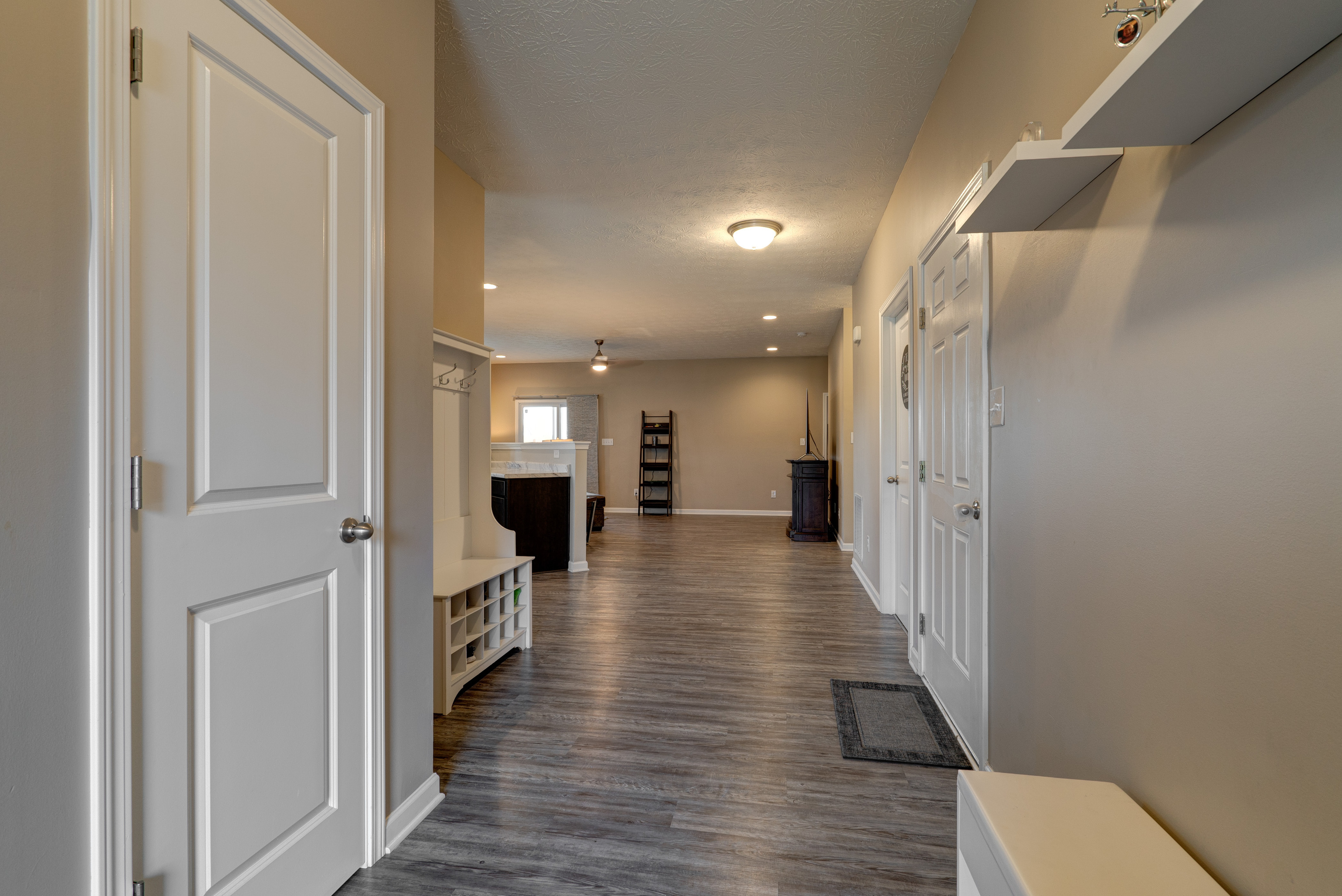 1919 Shellbark Court Columbus, IN 47201 - Photo 3 of 31 Gallery Image 3