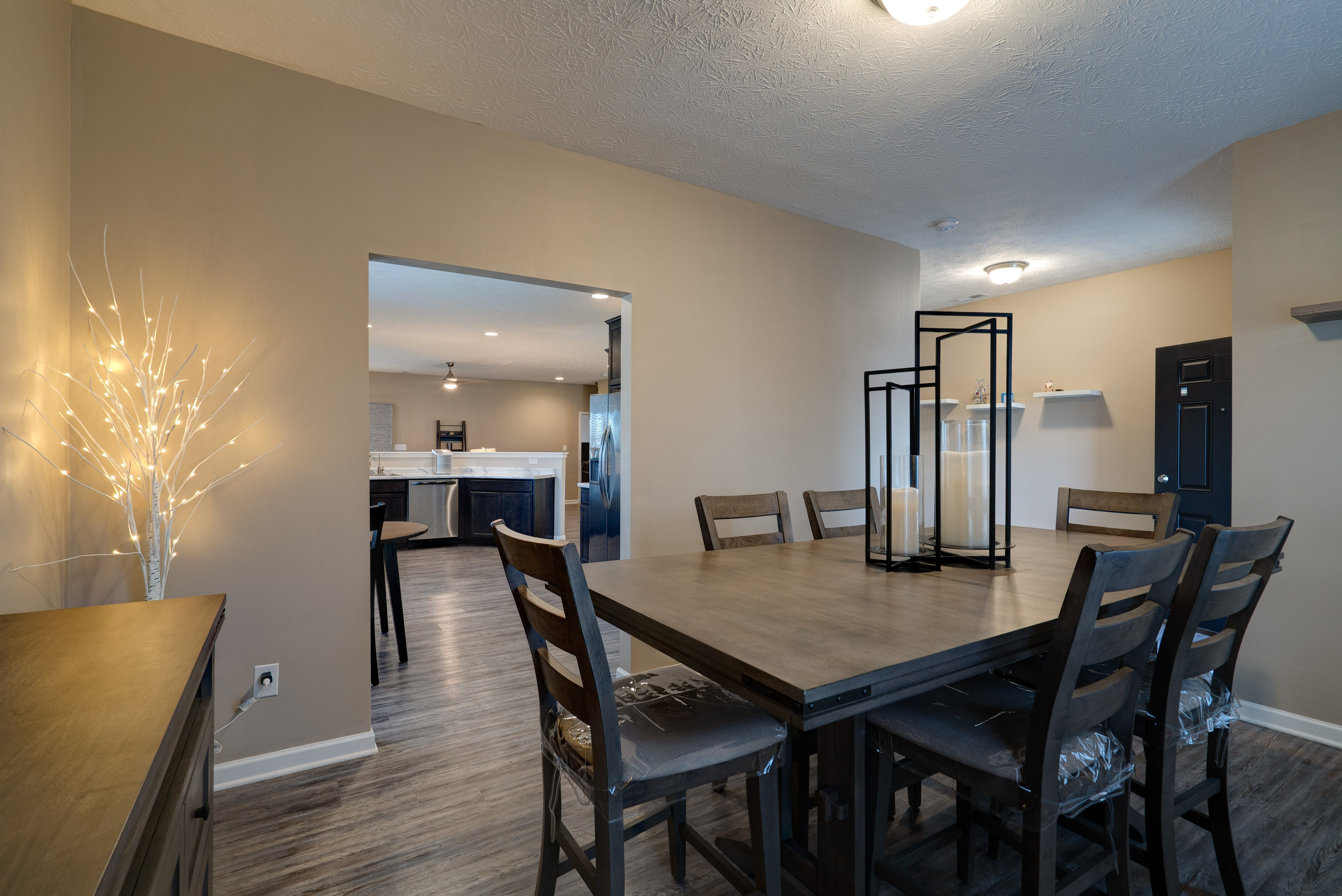 1919 Shellbark Court Columbus, IN 47201 - Photo 6 of 31 Gallery Image 6