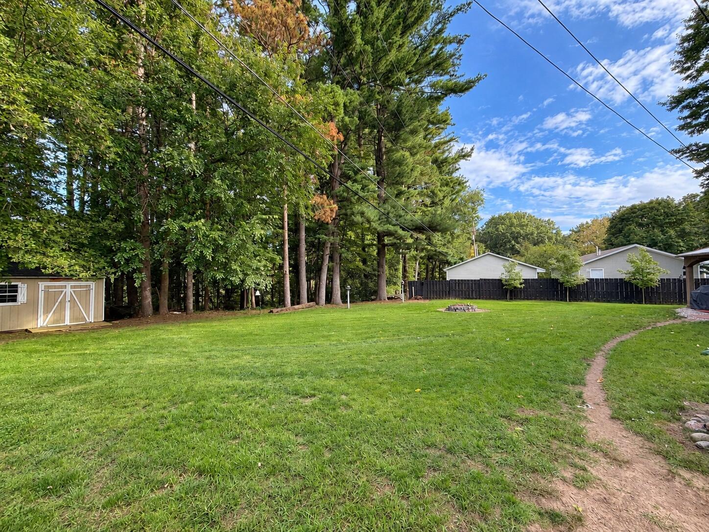 11195 Mcgregor Road Pinckney, MI 48169 - Photo 18 of 27 Backs to Woods