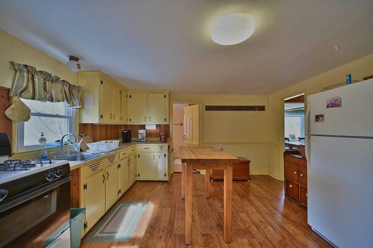 198 Daw Road Pleasant Mount, PA 18453 - Photo 30 of 61 Kitchen