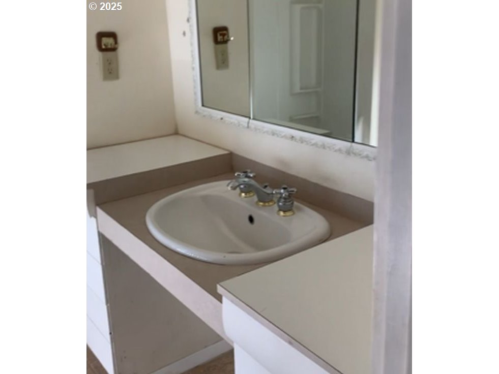 93099 Marcola Road Marcola, OR 97454 - Photo 21 of 44