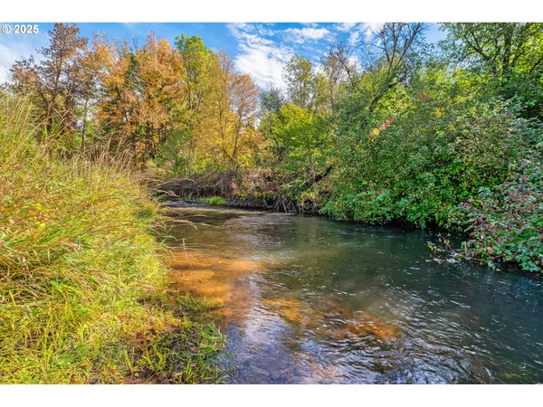 $677,000 | 93099 Marcola Road, Marcola, OR 97454