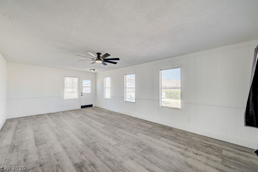 1850 West Simkins Road Pahrump, NV 89060 - Photo 15 of 82 Large bonus room 24x13 off of the living/dining room